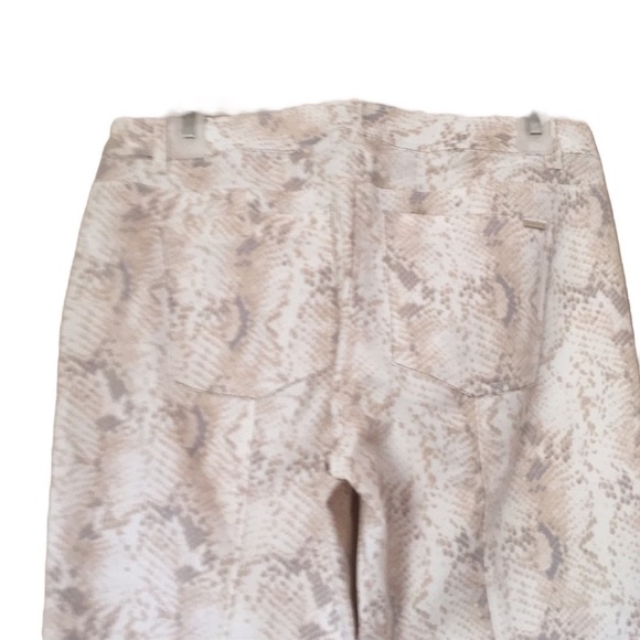 🌺WHBM Python Print Skinny Pants Size 2R🌺 - Picture 3 of 8